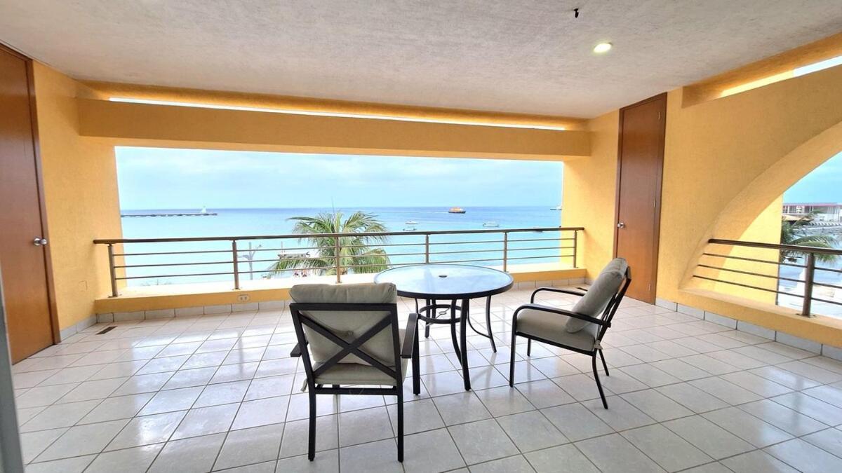 Amazing Oceanfront In Downtown