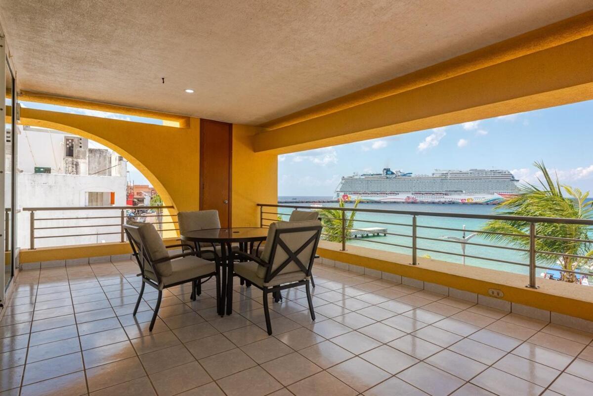 Amazing Oceanfront In Downtown Cozumel
