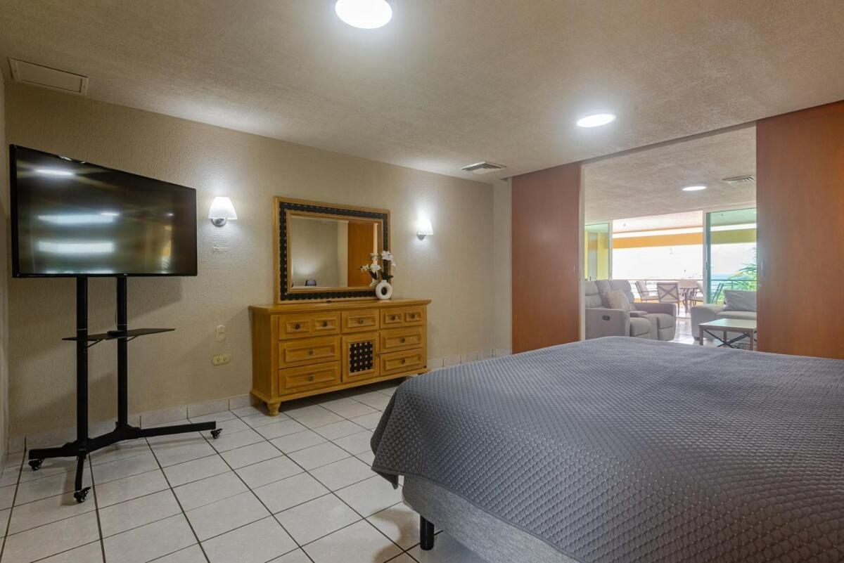 Amazing Oceanfront In Downtown Apartment