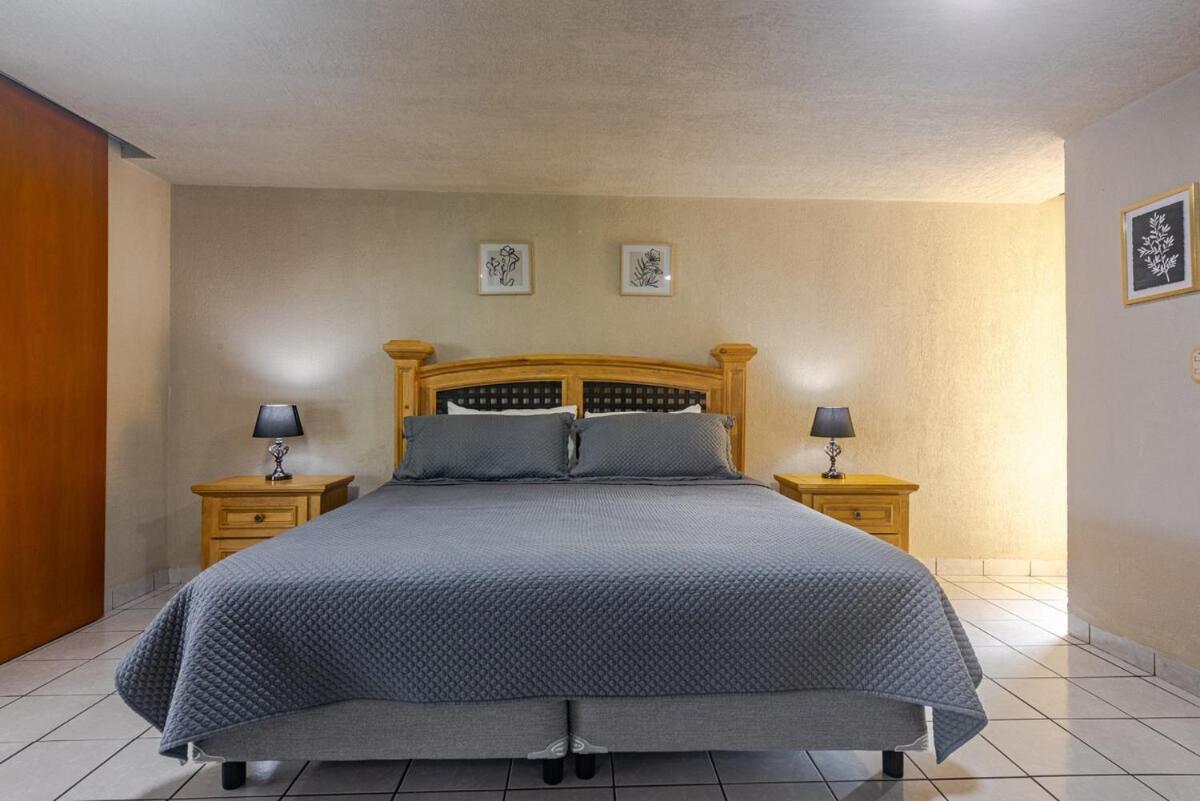Amazing Oceanfront In Downtown Apartment *