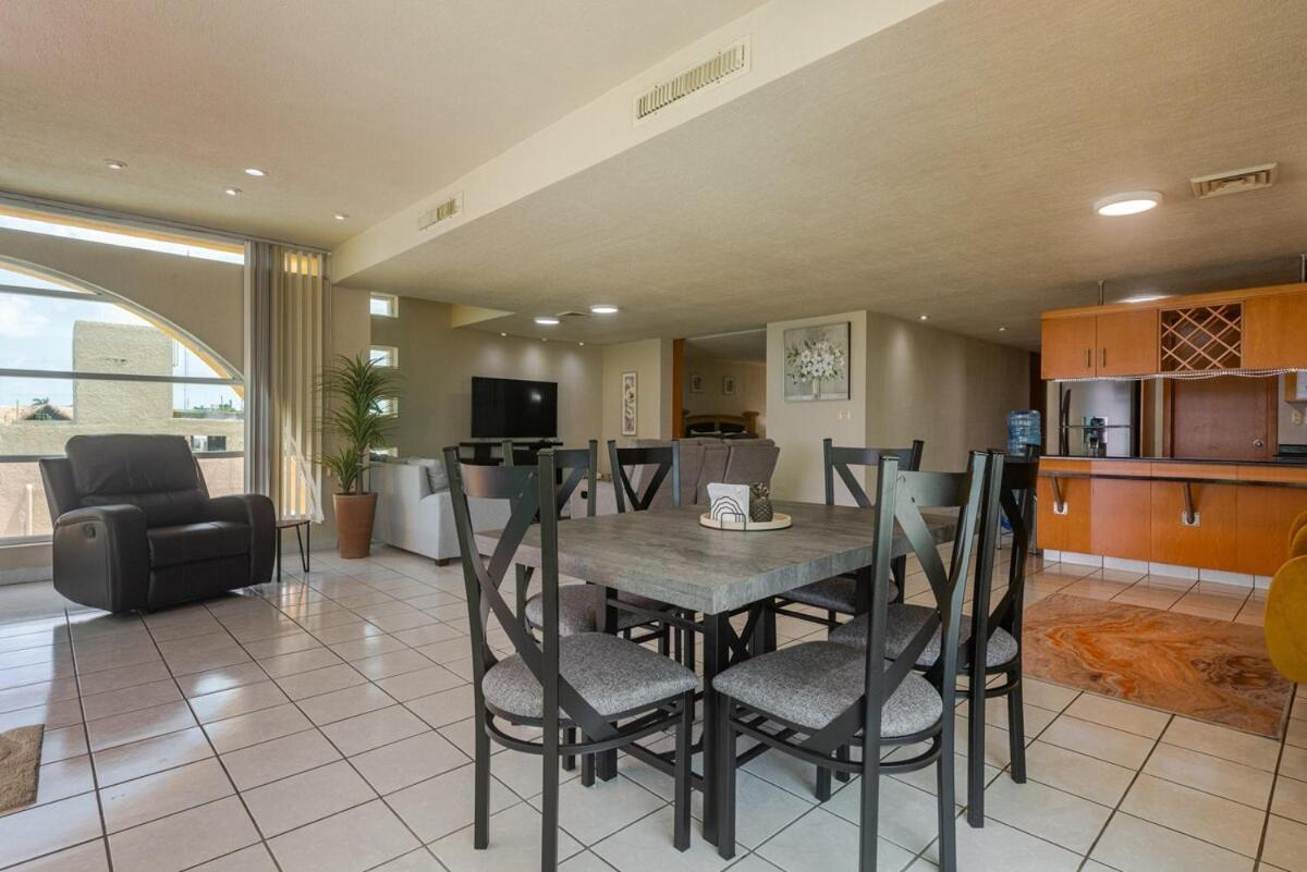 Amazing Oceanfront In Downtown *